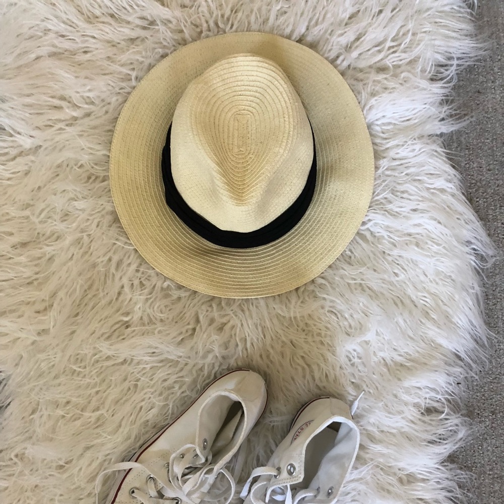 Genie by Eugenia Kim Hat